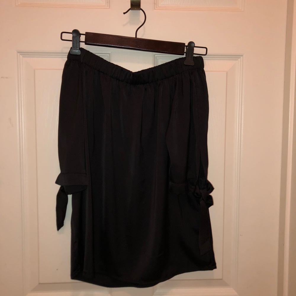 H&M off the shoulder top